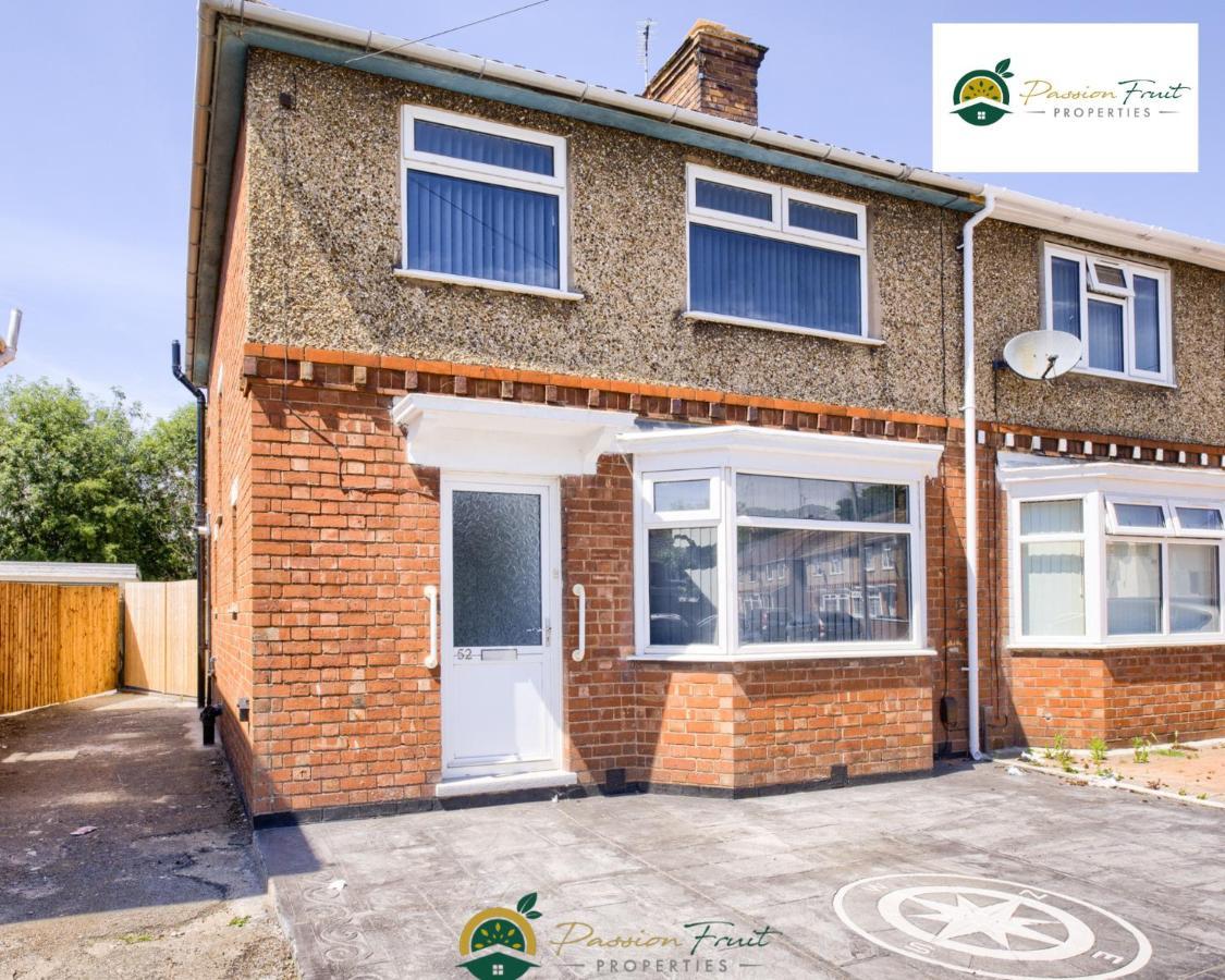 3 Bedroom Coventry House By Passionfruitproperties With Free Wi-Fi, Large Garden And Driveway - 52Nrc Экстерьер фото