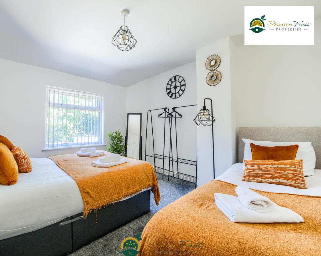 3 Bedroom Coventry House By Passionfruitproperties With Free Wi-Fi, Large Garden And Driveway - 52Nrc Экстерьер фото
